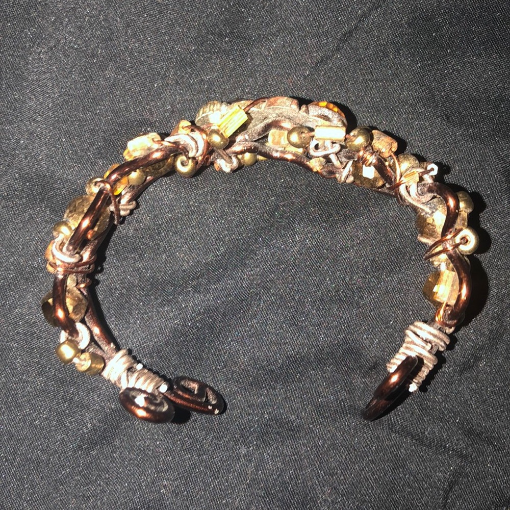 Beaded copper wire bracelet in browns